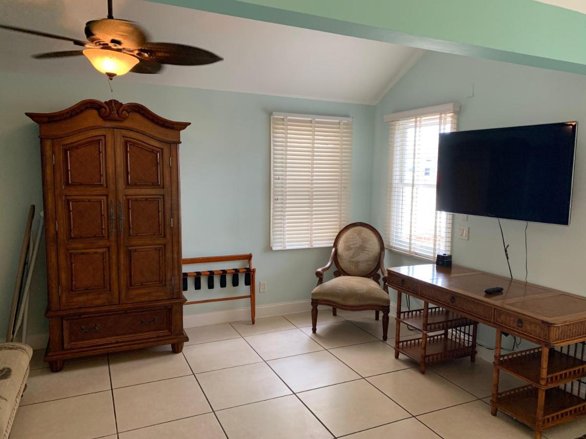 Southernmost House Hotel (Adults Only) คีย์เวสต์ ภายนอก รูปภาพ