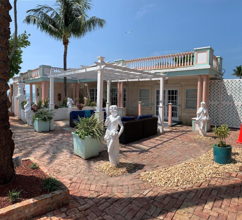 Southernmost House Hotel (Adults Only) คีย์เวสต์ ภายนอก รูปภาพ