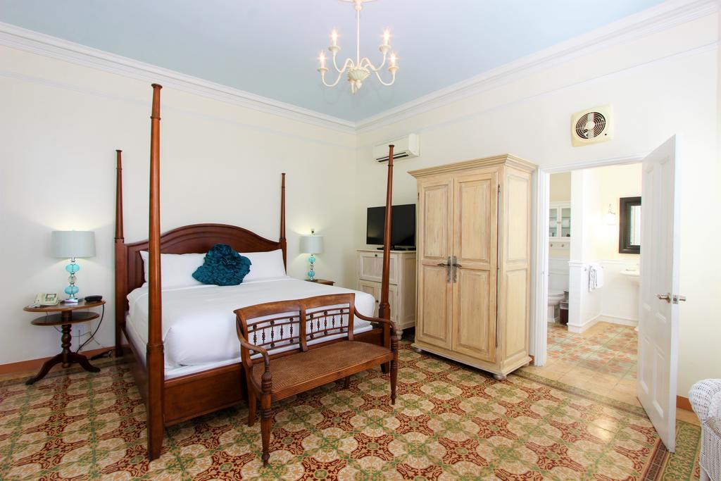 Southernmost House Hotel (Adults Only) คีย์เวสต์ ภายนอก รูปภาพ