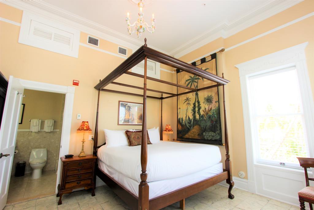 Southernmost House Hotel (Adults Only) คีย์เวสต์ ภายนอก รูปภาพ