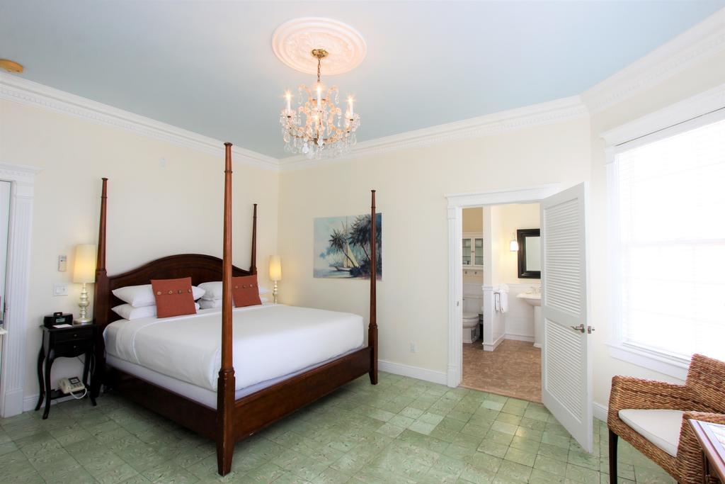 Southernmost House Hotel (Adults Only) คีย์เวสต์ ภายนอก รูปภาพ