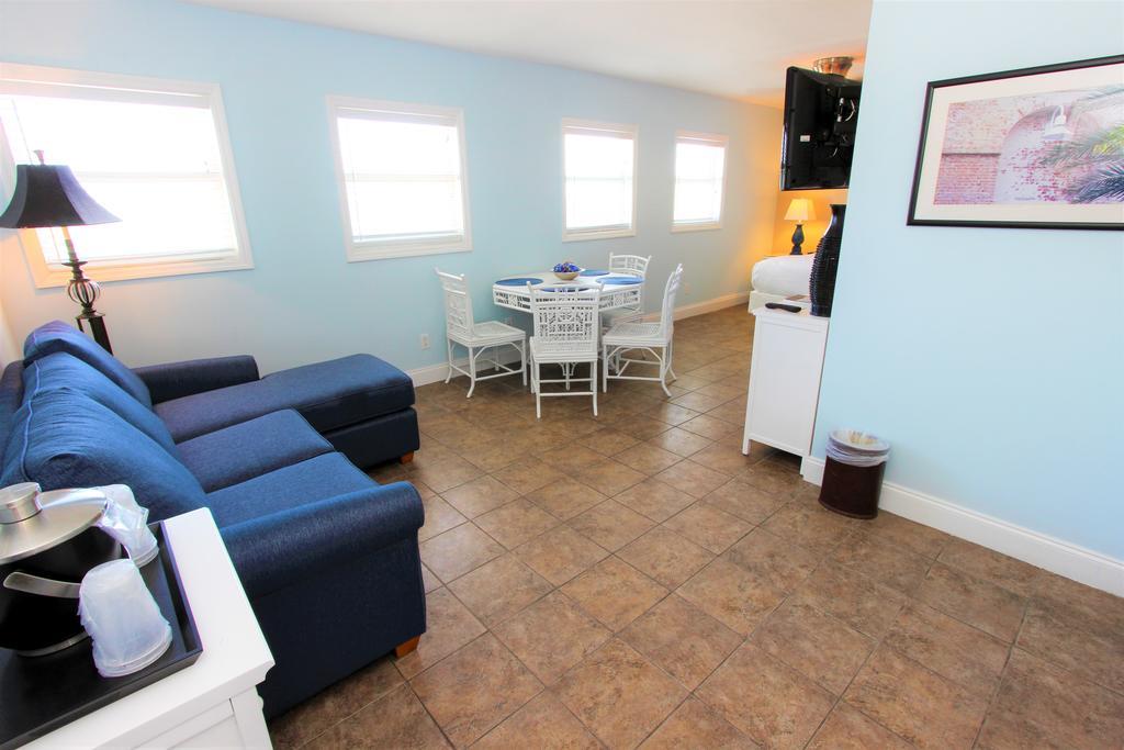 Southernmost House Hotel (Adults Only) คีย์เวสต์ ภายนอก รูปภาพ