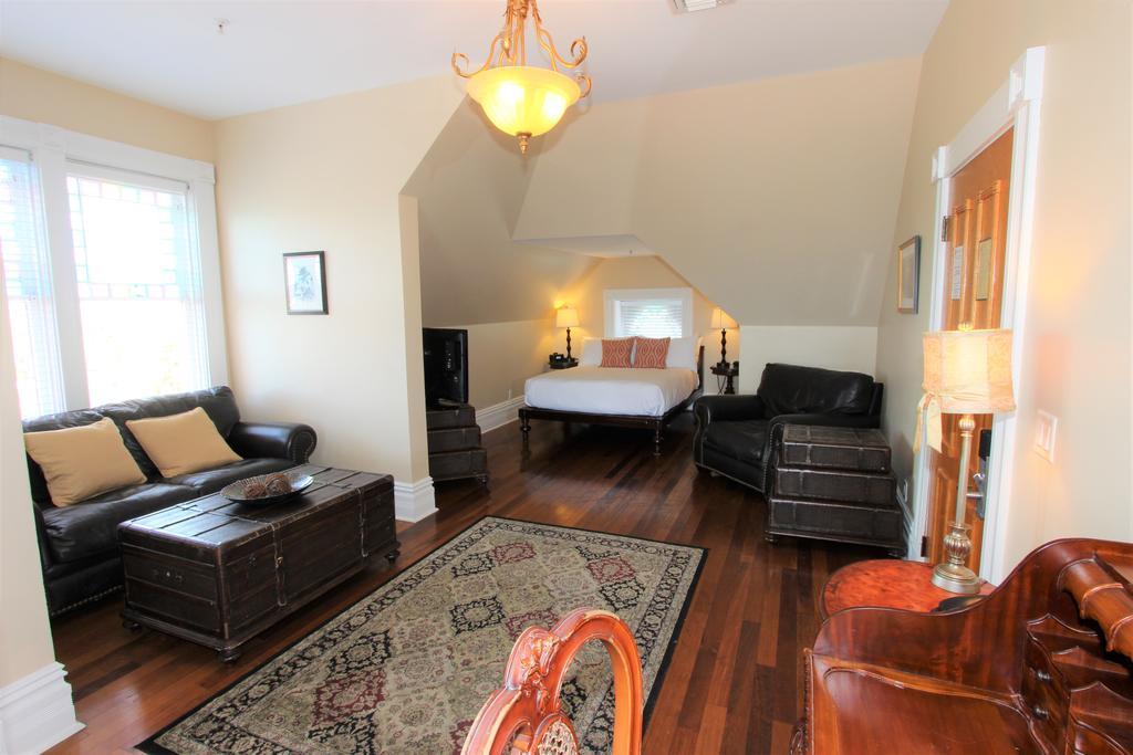 Southernmost House Hotel (Adults Only) คีย์เวสต์ ภายนอก รูปภาพ
