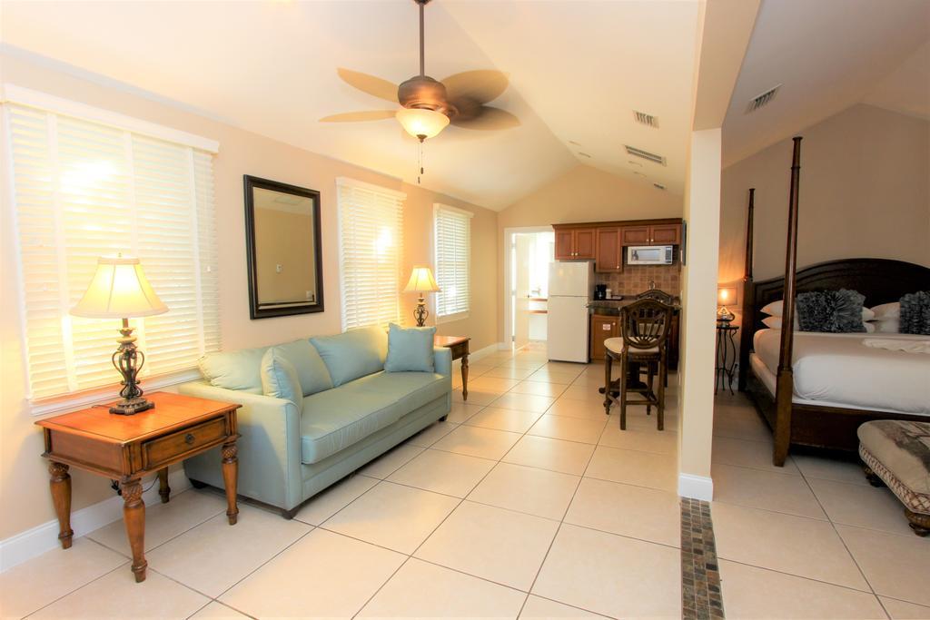 Southernmost House Hotel (Adults Only) คีย์เวสต์ ภายนอก รูปภาพ
