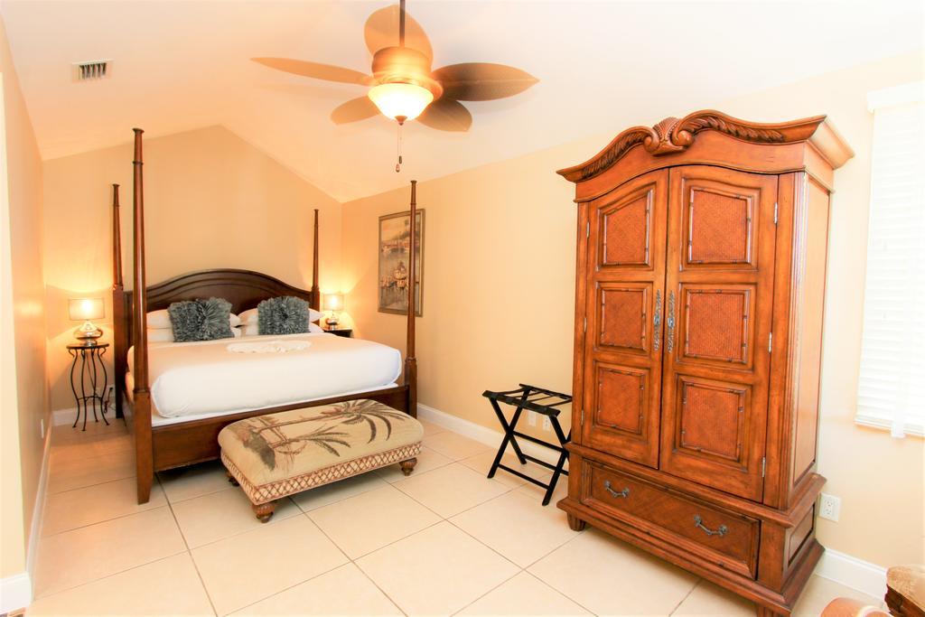 Southernmost House Hotel (Adults Only) คีย์เวสต์ ภายนอก รูปภาพ