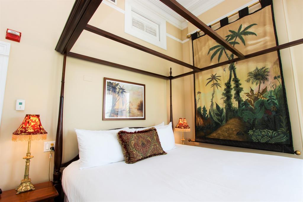 Southernmost House Hotel (Adults Only) คีย์เวสต์ ภายนอก รูปภาพ