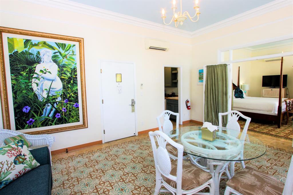 Southernmost House Hotel (Adults Only) คีย์เวสต์ ภายนอก รูปภาพ